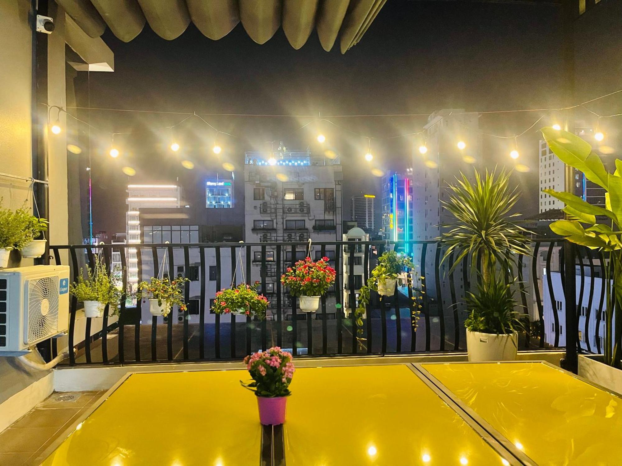 Hana Hotel & Apartment Da Nang Esterno foto